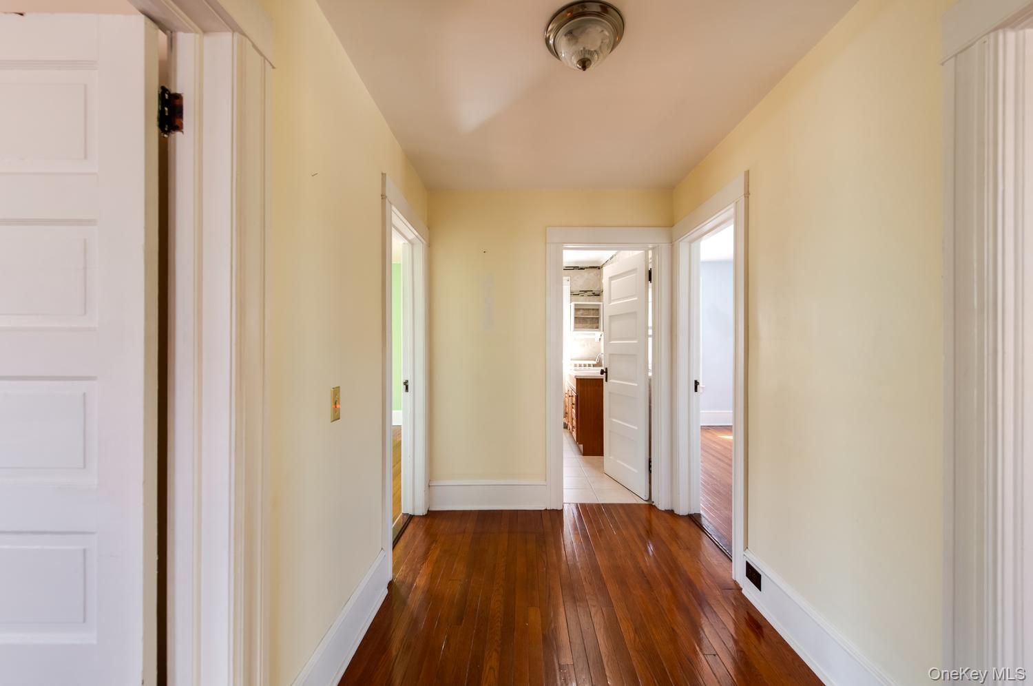 38 Roosevelt Avenue – For Sale photo 19