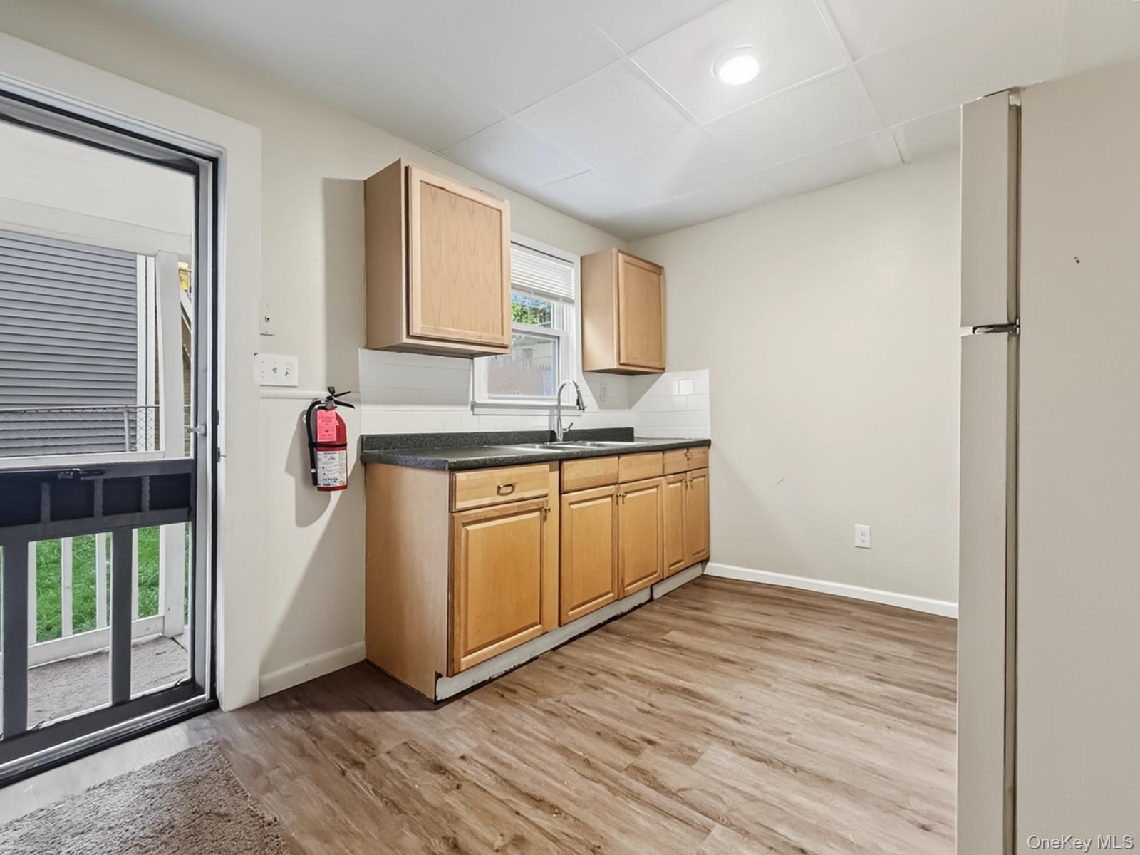 103 Linden Avenue, Unit 2 photo 12