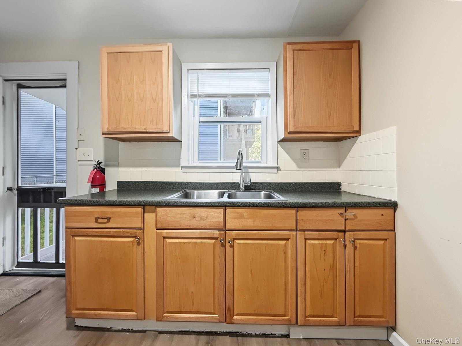 103 Linden Avenue, Unit 2 photo 11