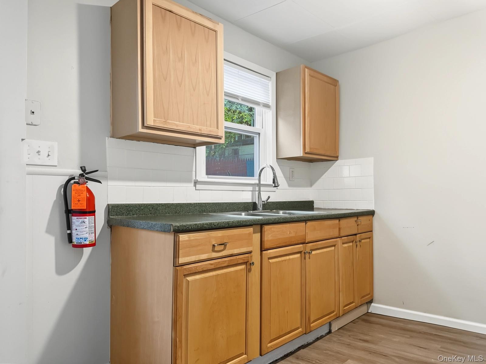103 Linden Avenue, Unit 2 photo 10