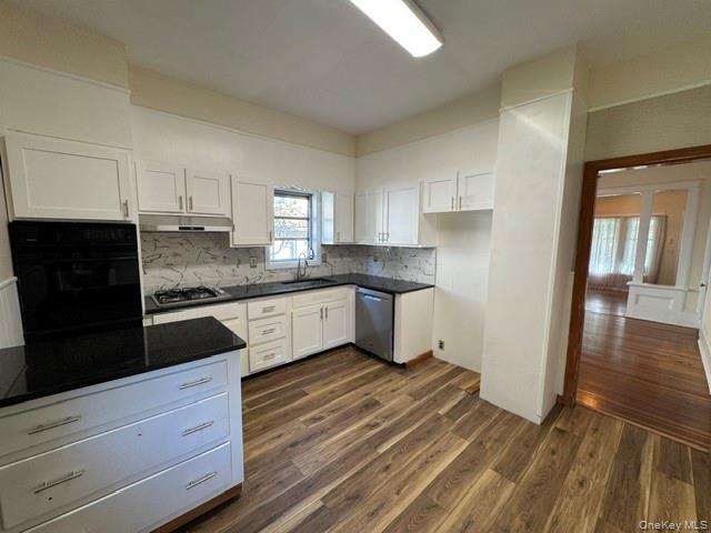 18 Oak Street – For Sale photo 20
