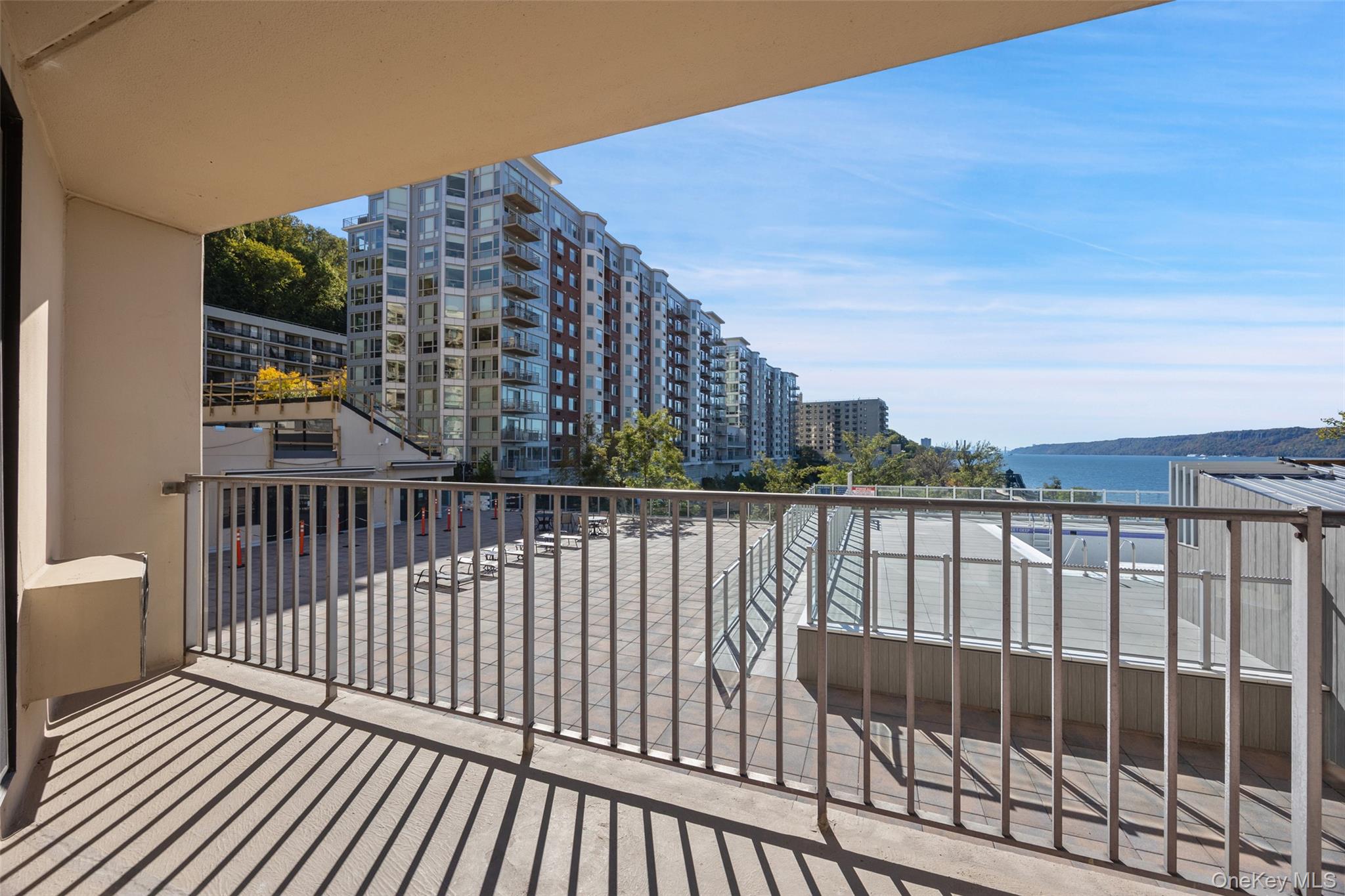 1155 Warburton Avenue, Unit 2 P photo 29