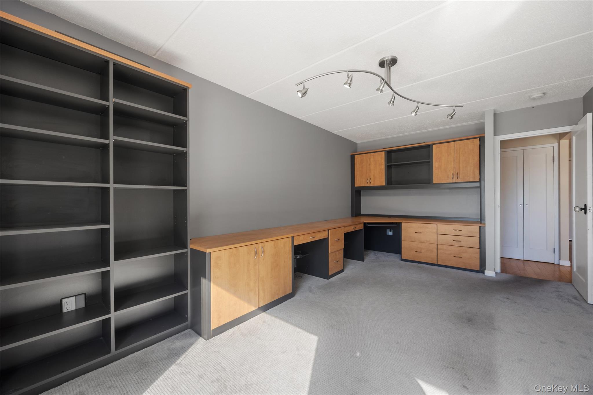 1155 Warburton Avenue, Unit 2 P photo 36