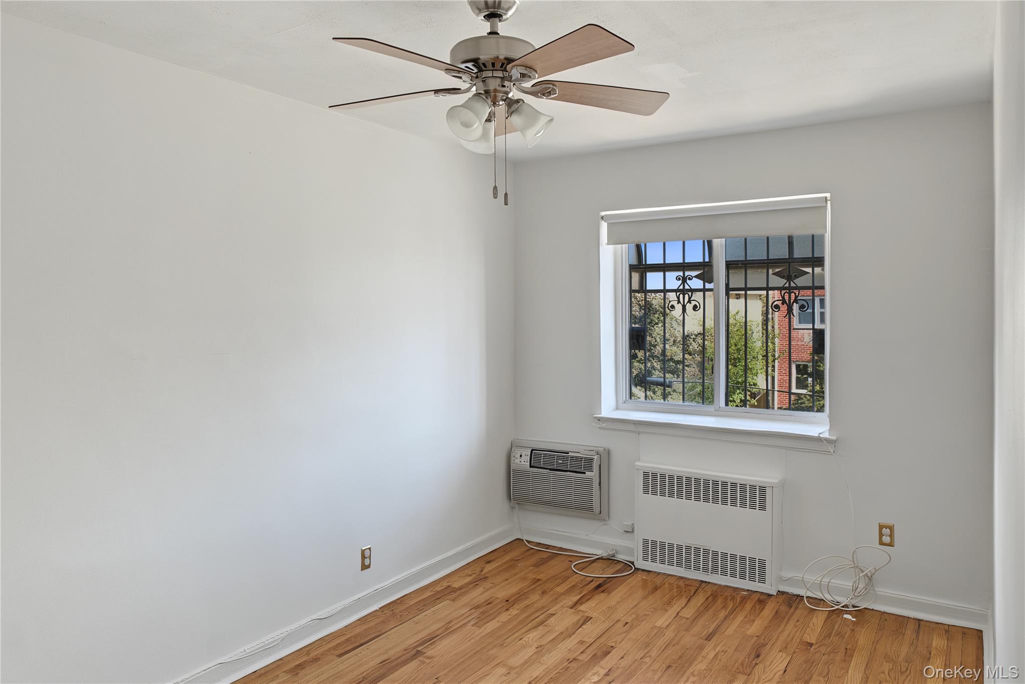 1711 E 54th Street – For Sale photo 8