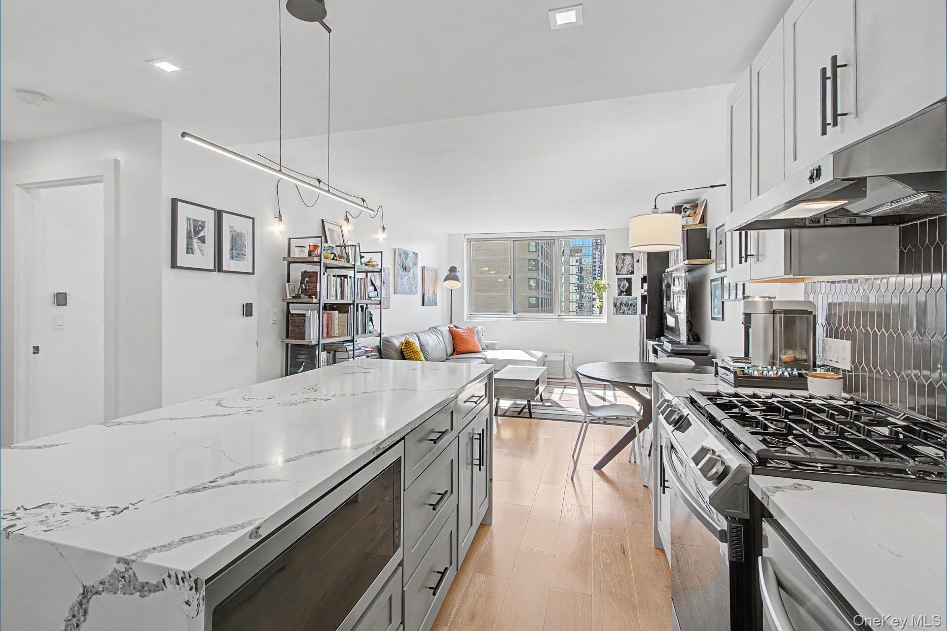 345 E 93rd Street, Unit 23F photo 9