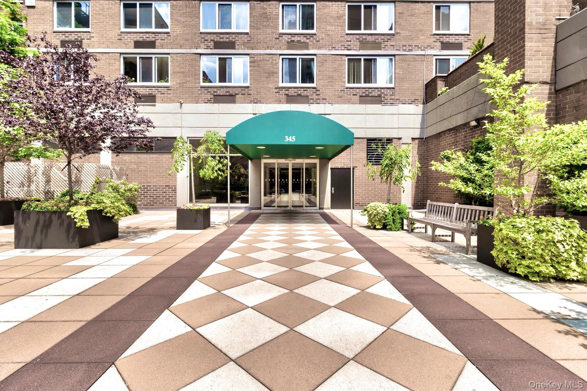 345 E 93rd Street, Unit 23F photo 31