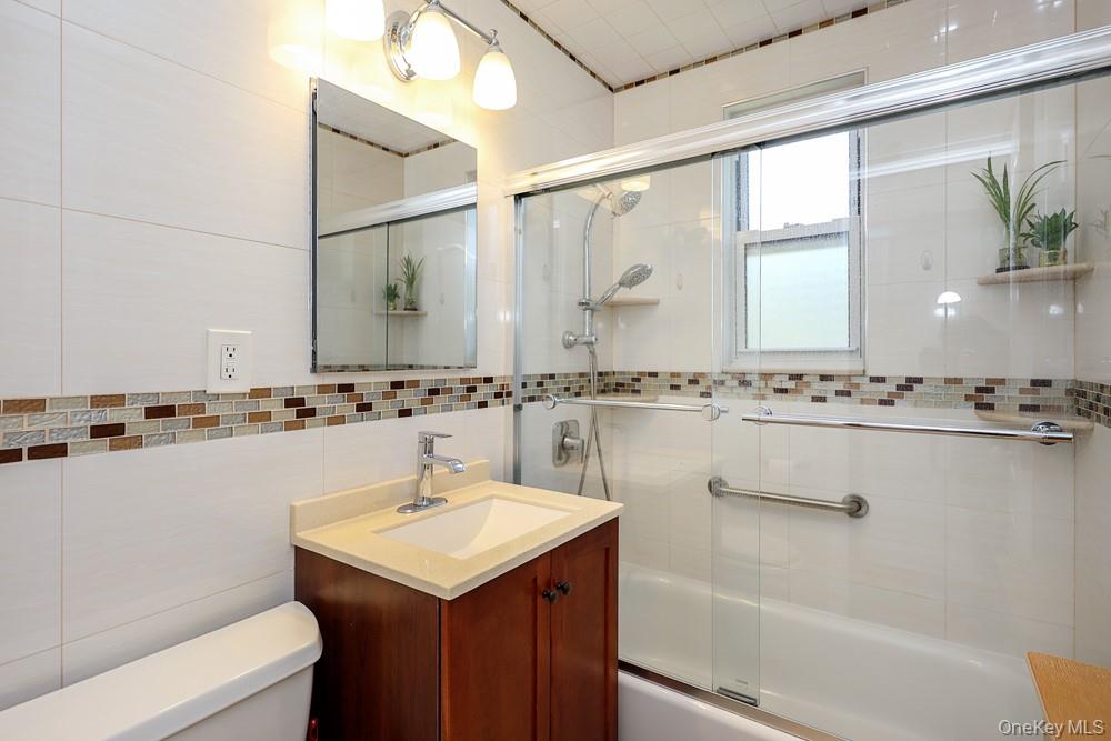 12 Edwards Street, Unit 1B photo 24