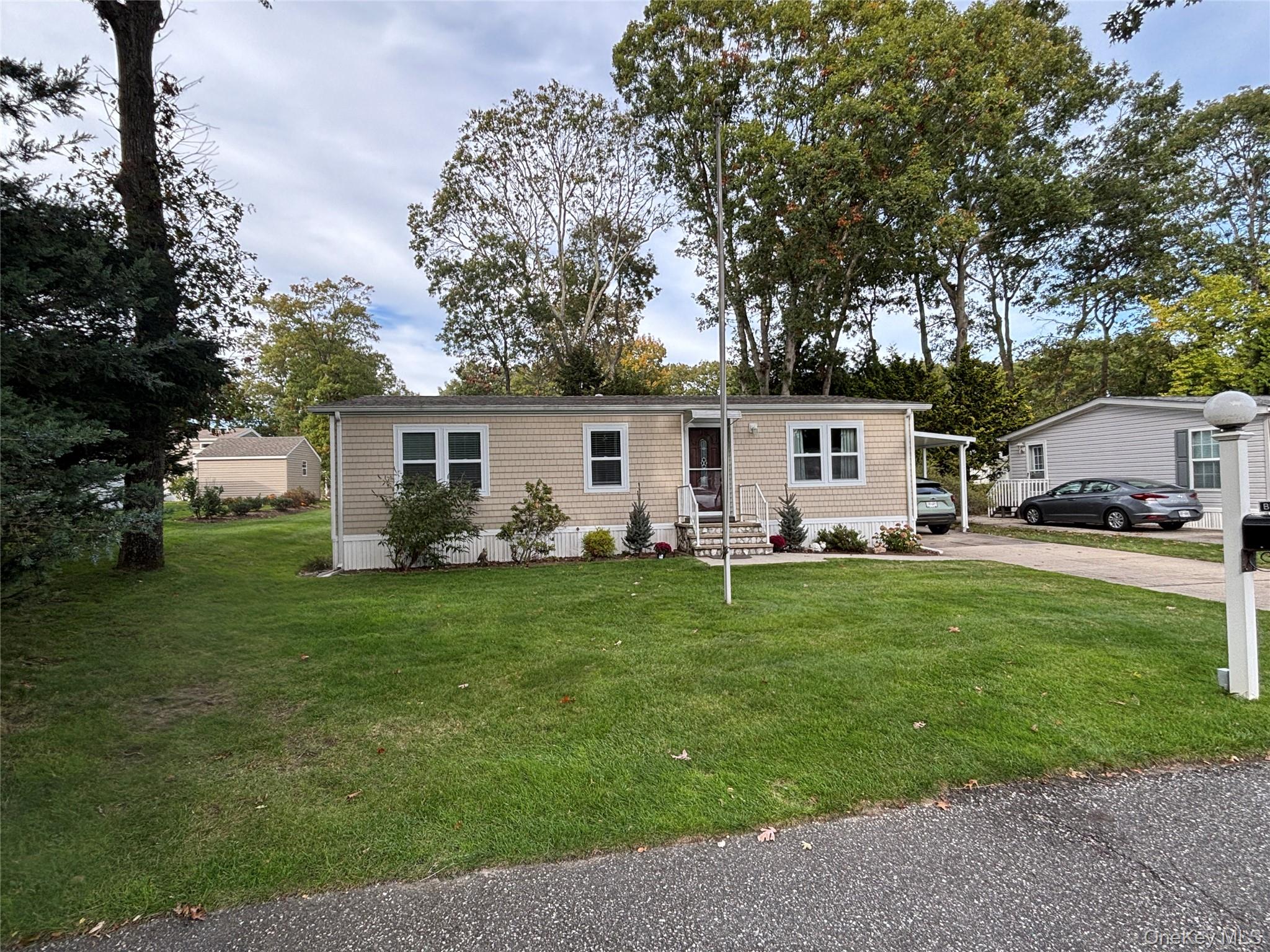 1661 Old Country Road, Unit 366 photo 2