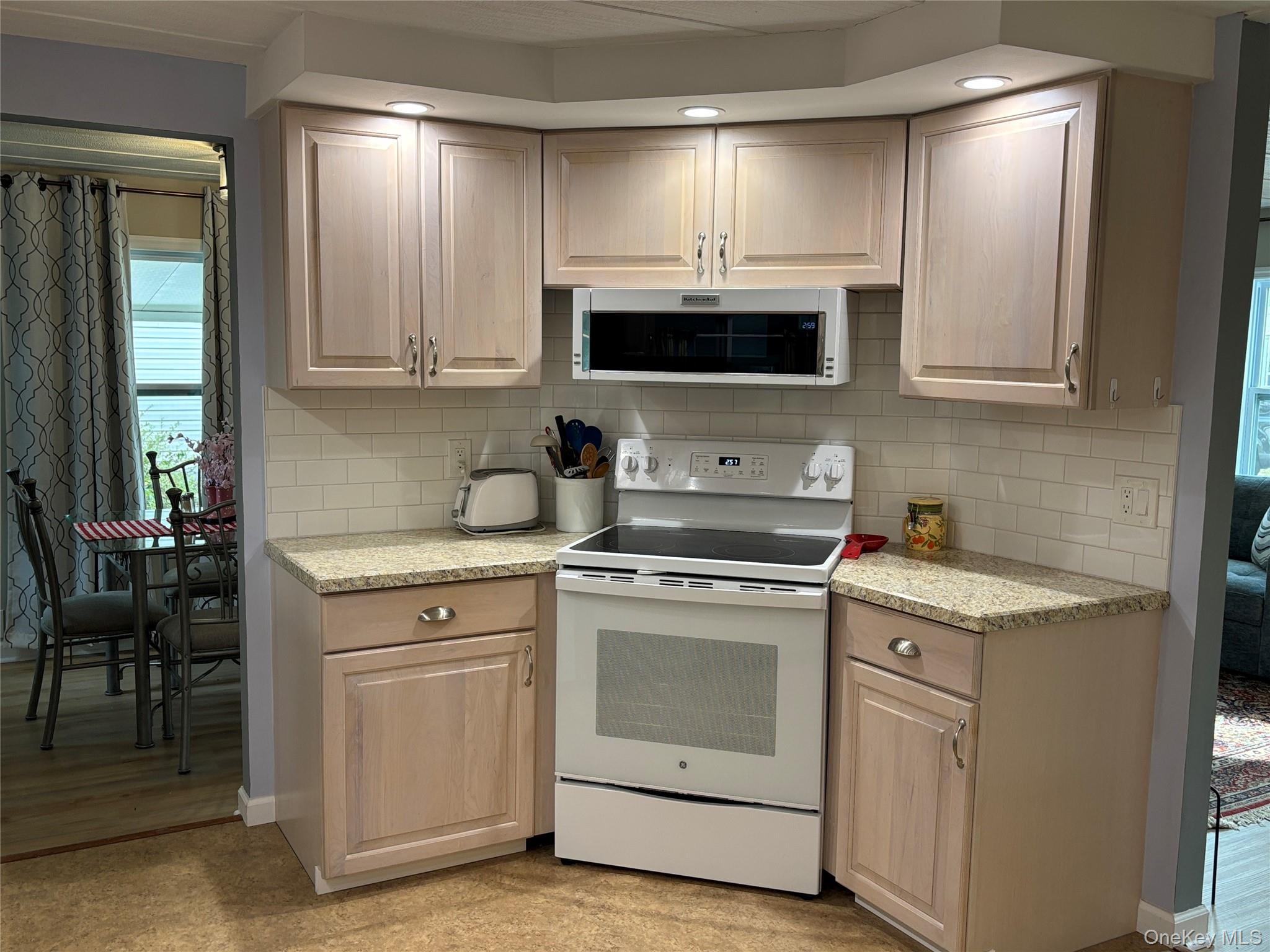 1661 Old Country Road, Unit 366 photo 18