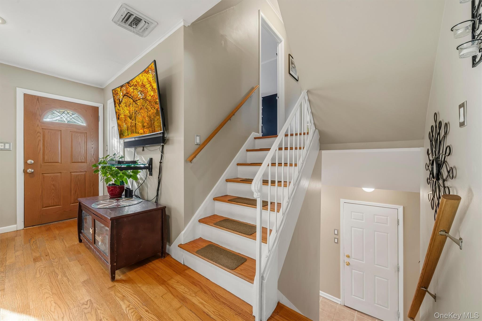 12 Barnett Road W – For Sale photo 18