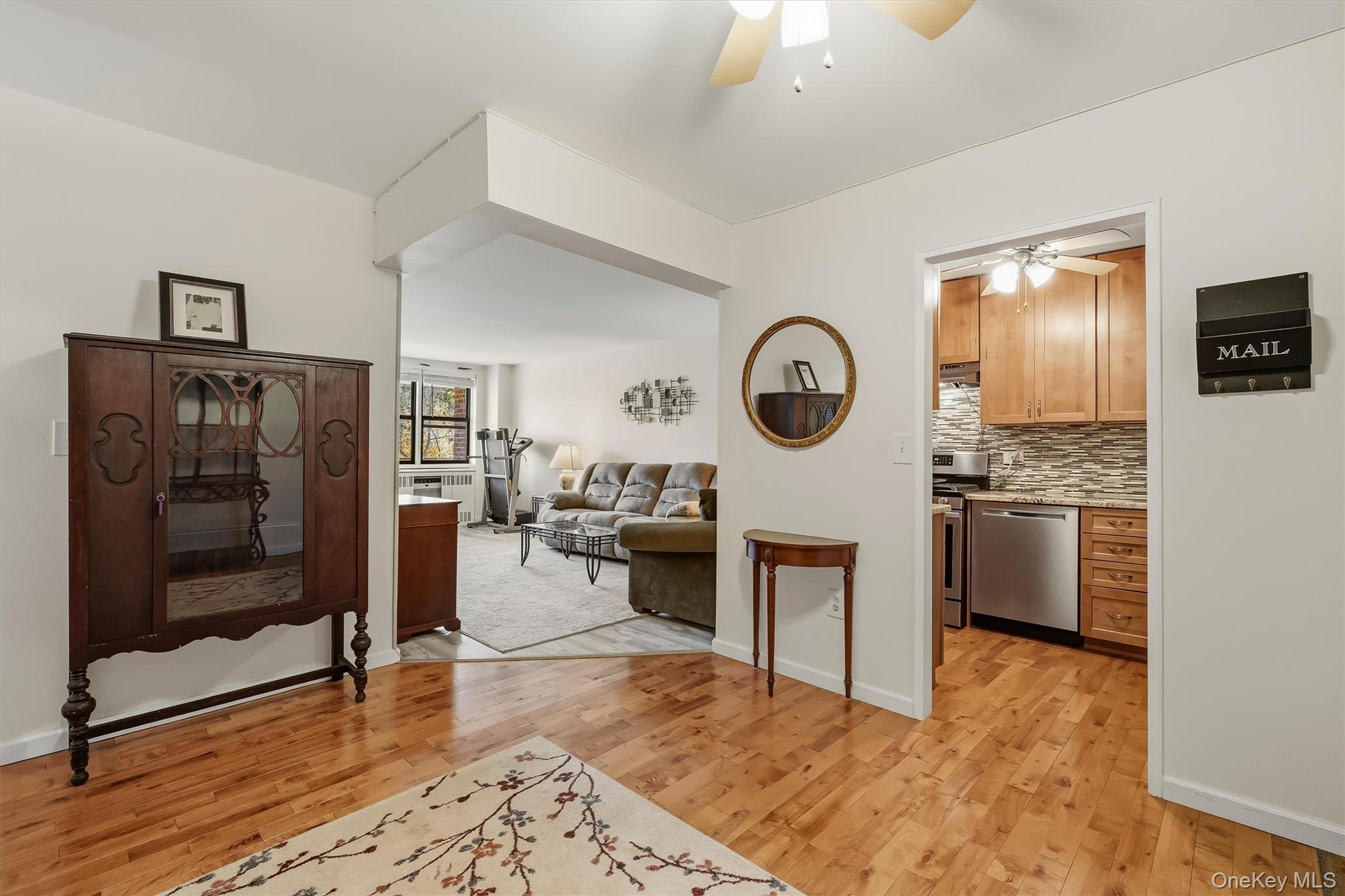 60 Barker Street, Unit 420 photo 6