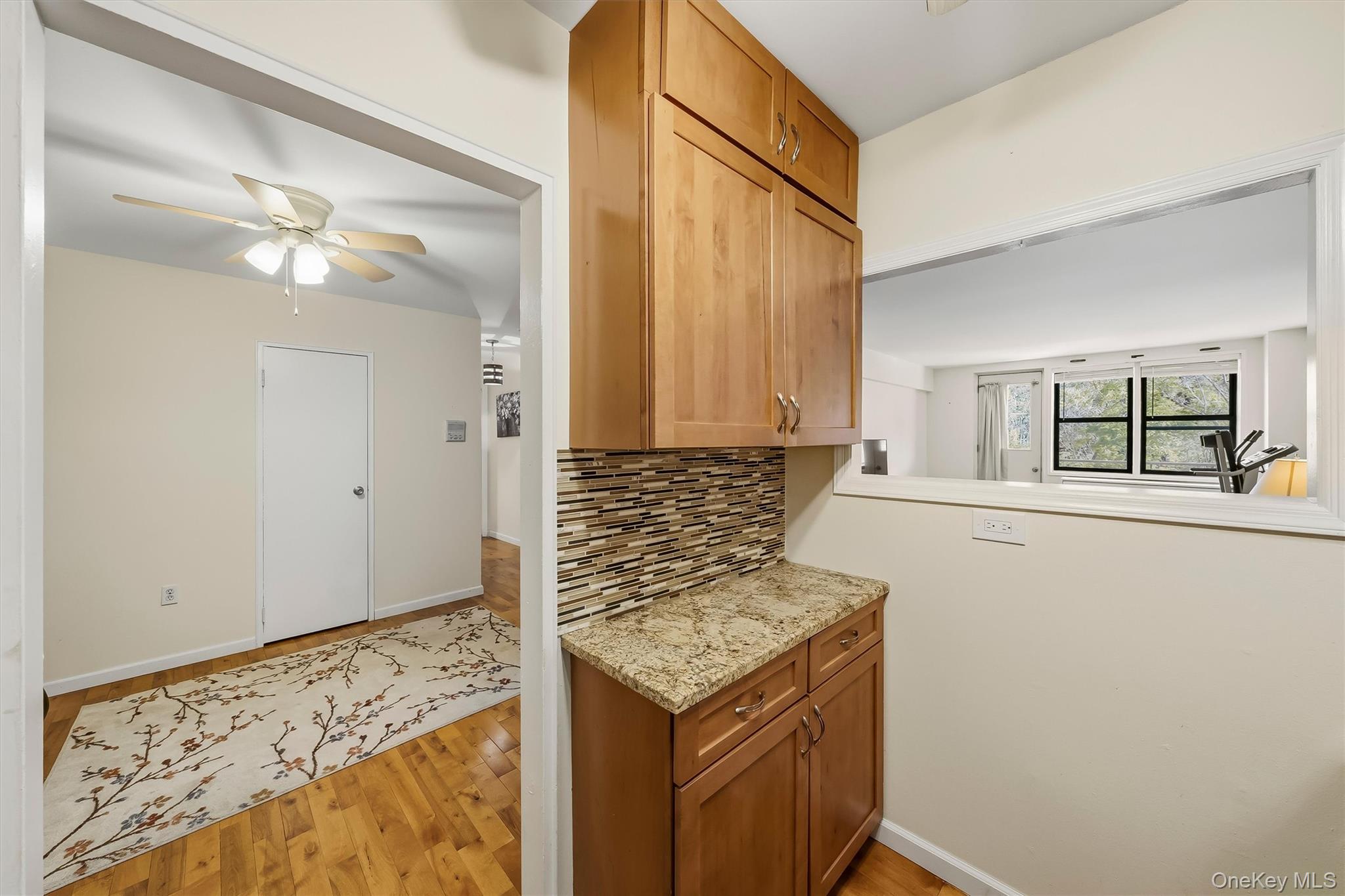60 Barker Street, Unit 420 photo 20