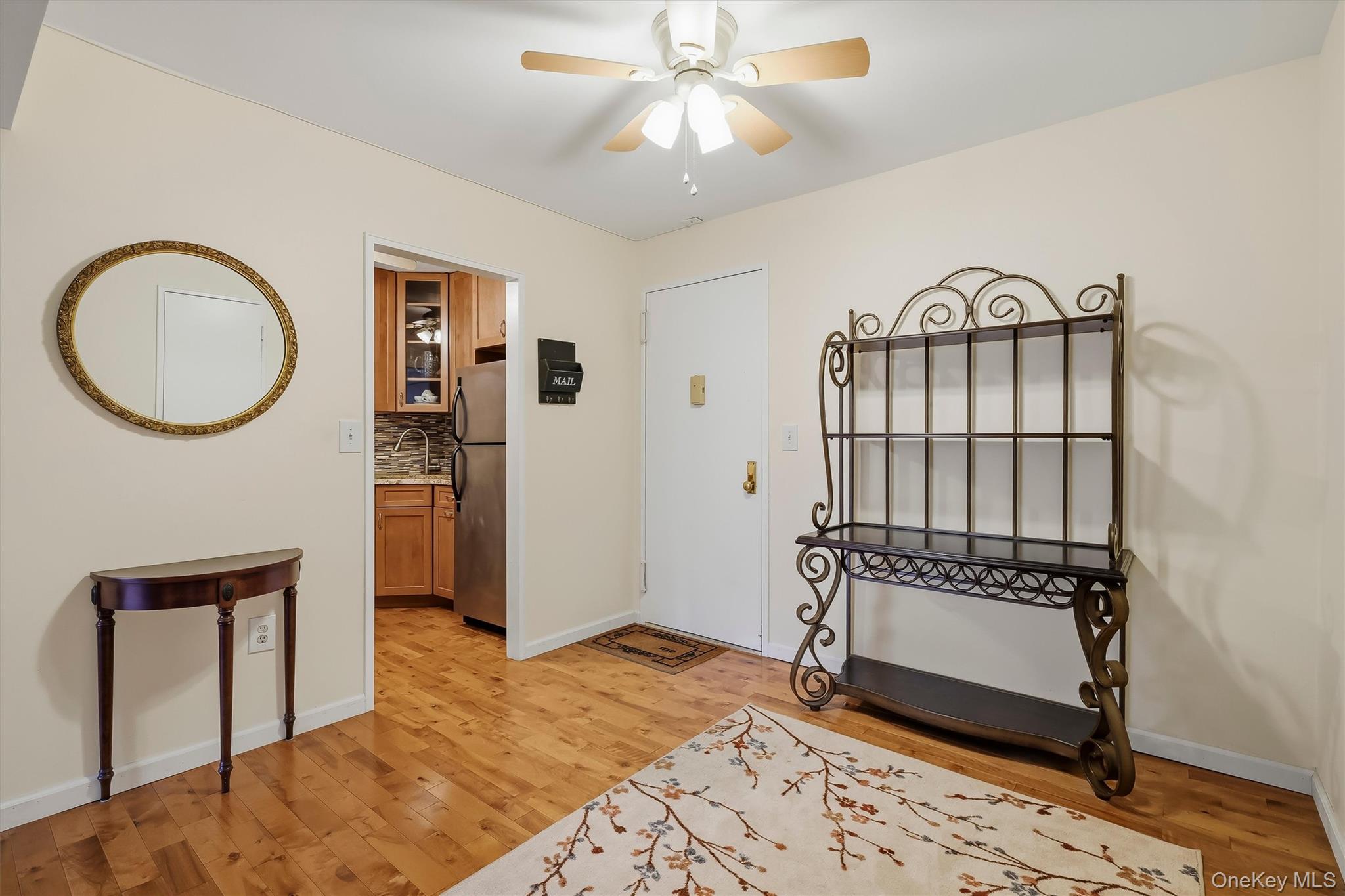 60 Barker Street, Unit 420 photo 7