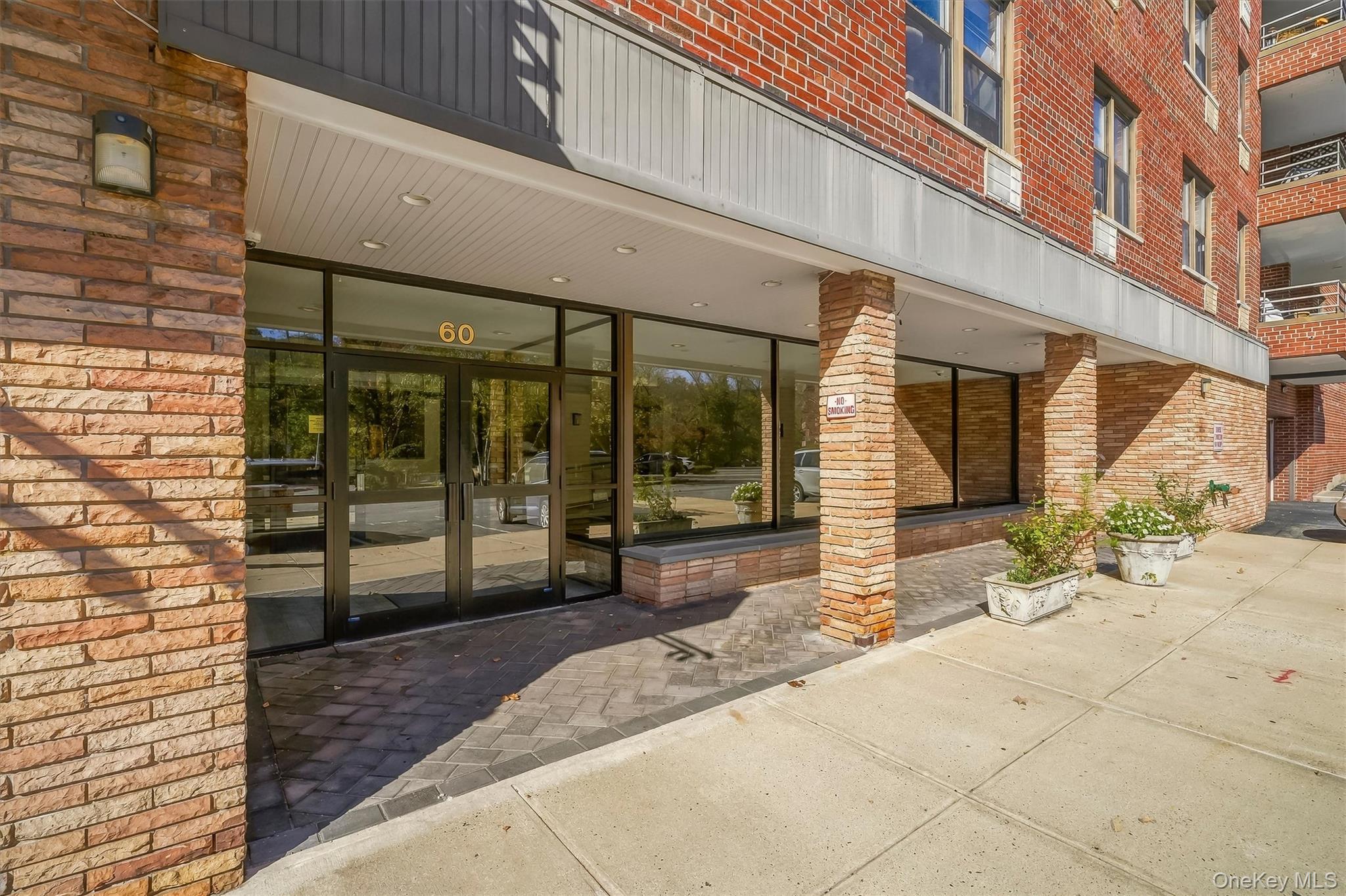 60 Barker Street, Unit 420