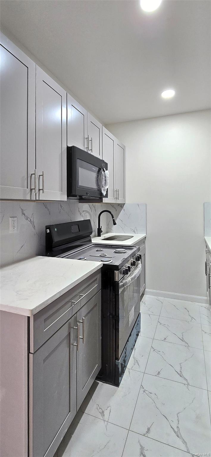 380 Van Siclen Avenue, Unit 1 photo 4