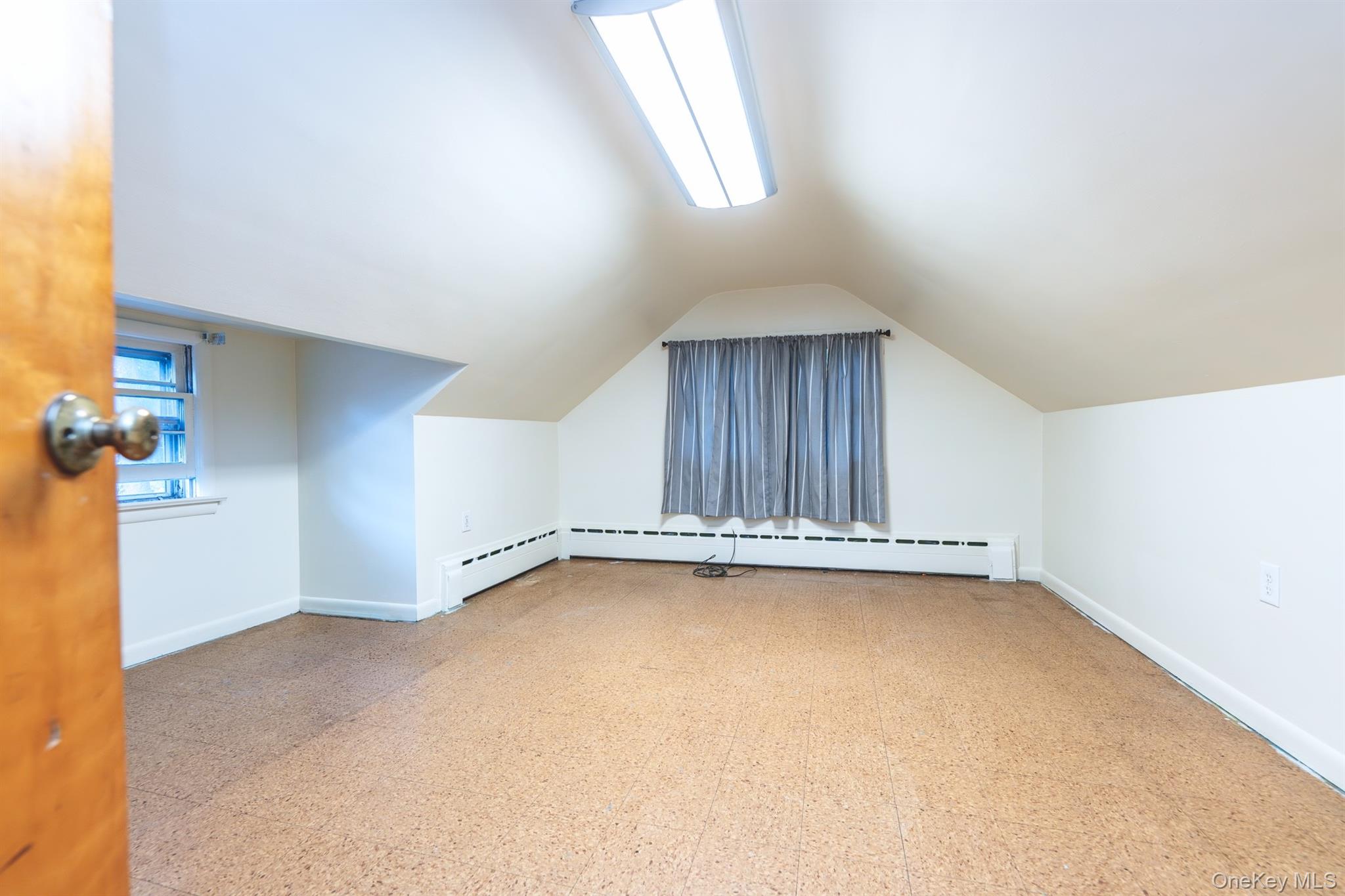 193 Horton Lane – For Sale photo 29