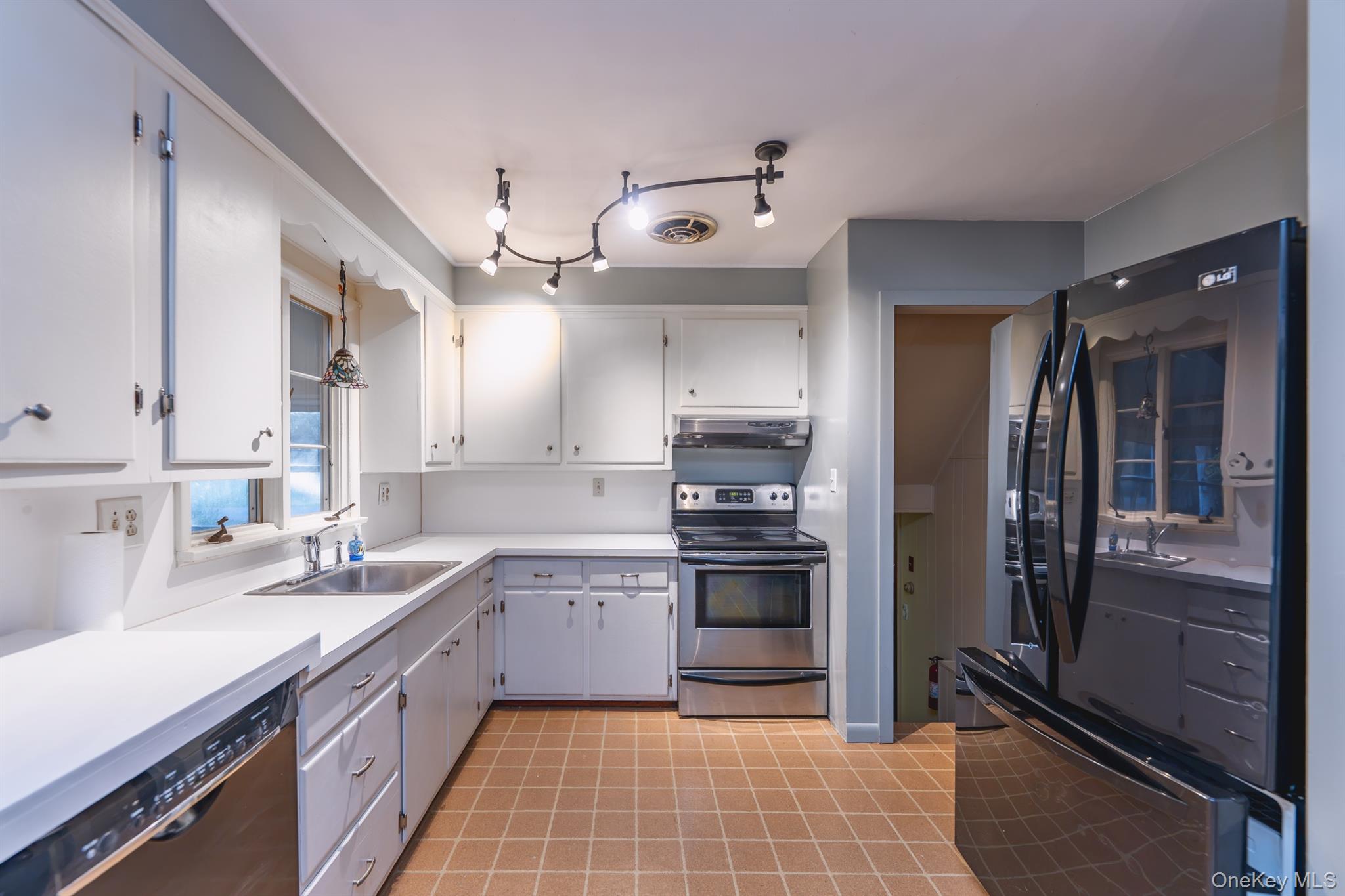 193 Horton Lane – For Sale photo 9