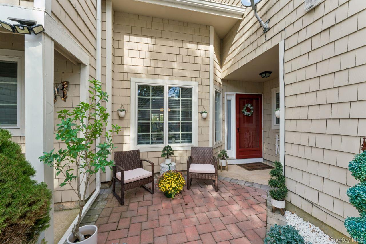 11 Oakmont Lane – For Sale photo 3