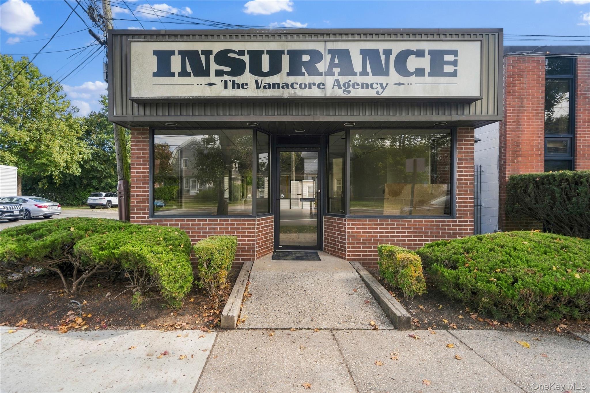 42-44 Broadway – For Sale photo 2
