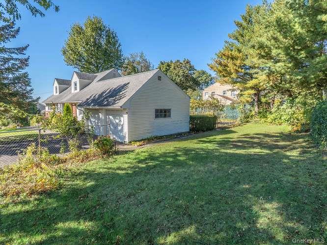 33 Craft Avenue – For Sale photo 39