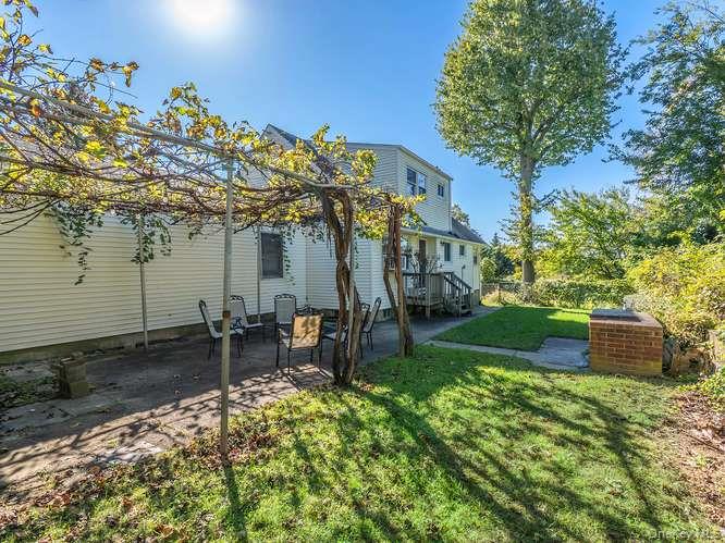 33 Craft Avenue – For Sale photo 38