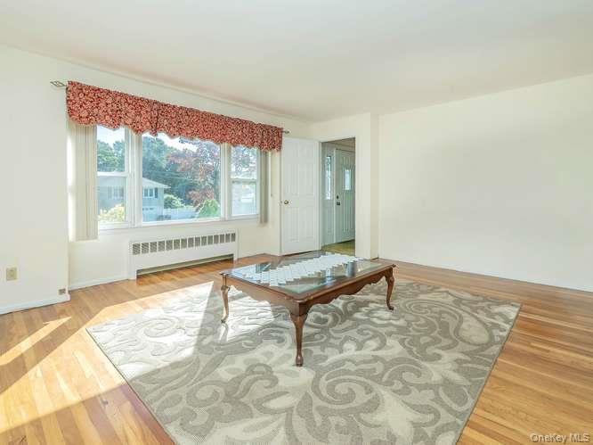 33 Craft Avenue – For Sale photo 3