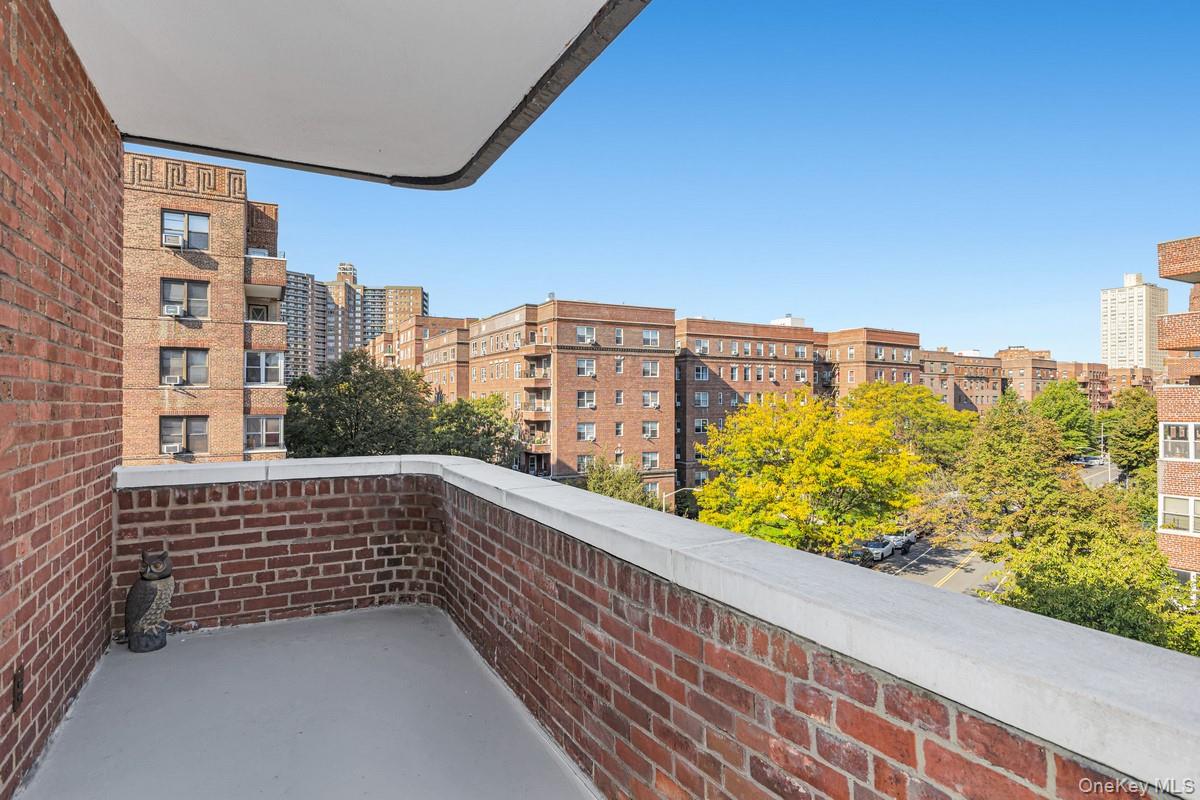 69-11 Yellowstone Boulevard, Unit A41 photo 11