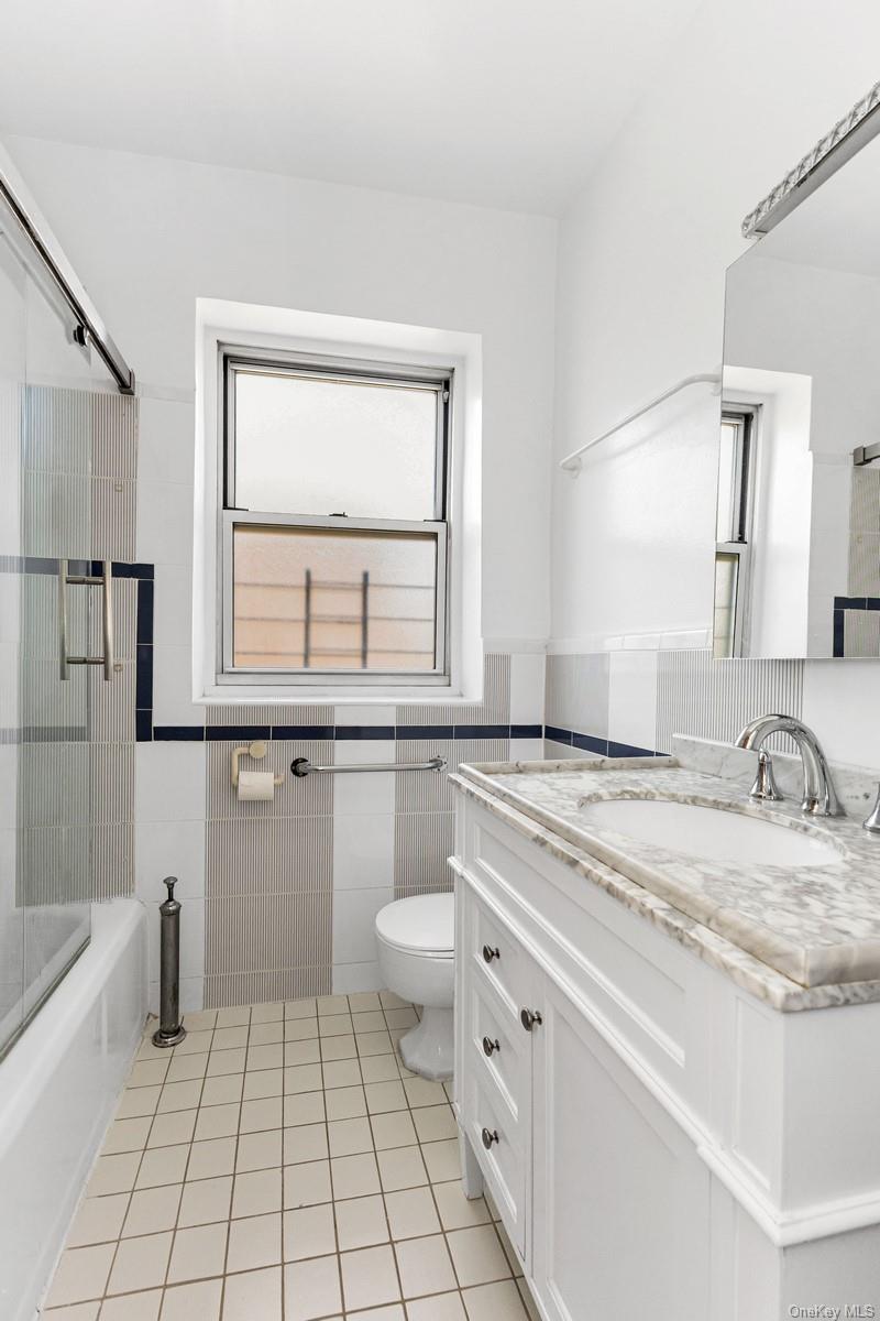 69-11 Yellowstone Boulevard, Unit A41 photo 10