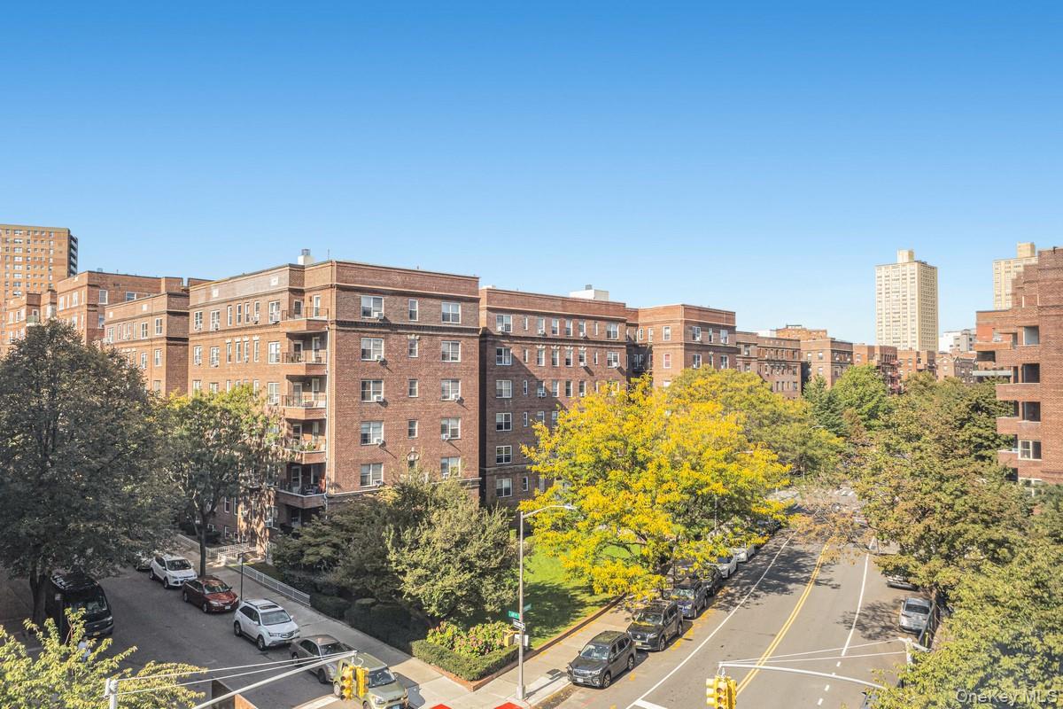 69-11 Yellowstone Boulevard, Unit A41 photo 13