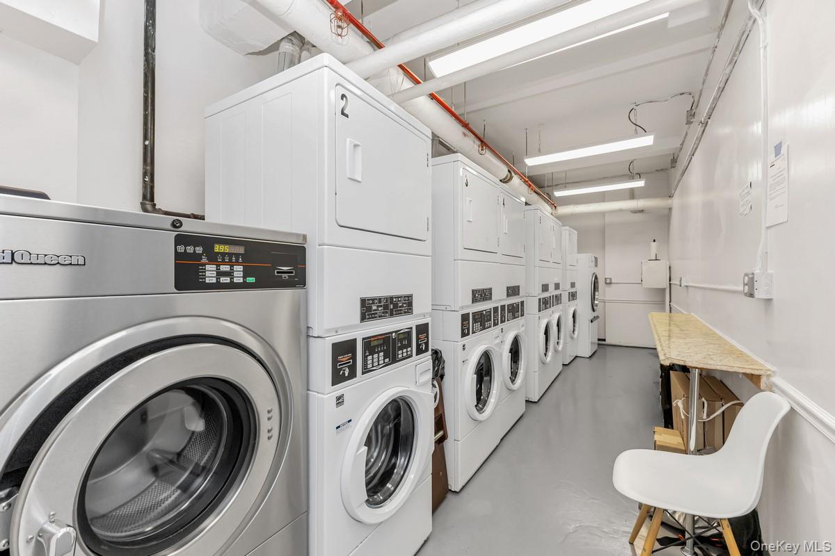 69-11 Yellowstone Boulevard, Unit A41 photo 15