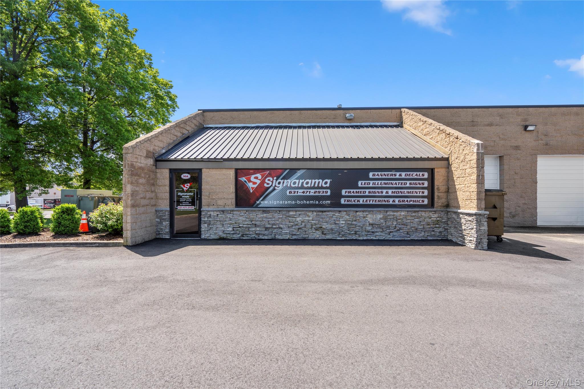 90 Knickerbocker Avenue, Unit A