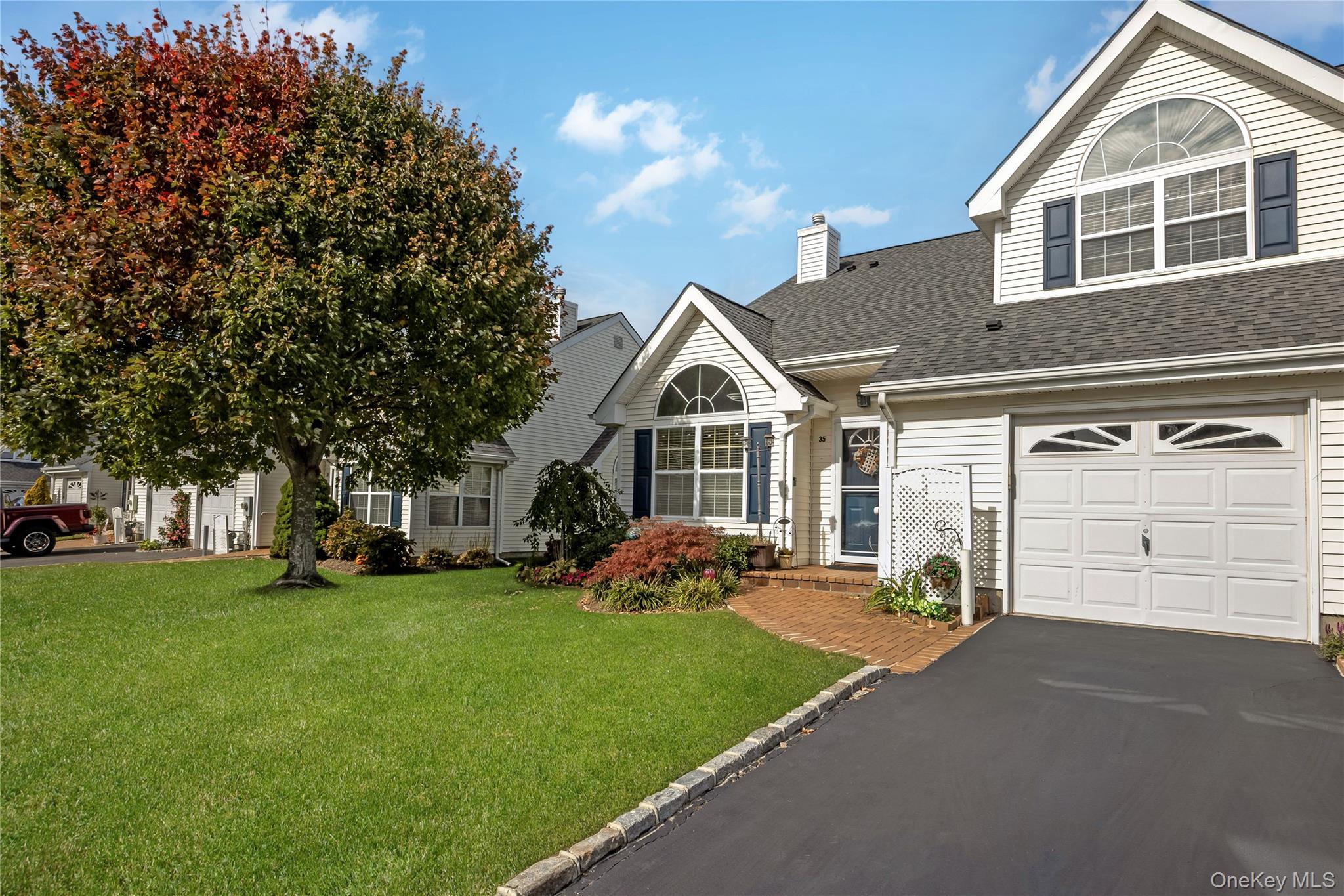 35 Joyces Way – For Sale