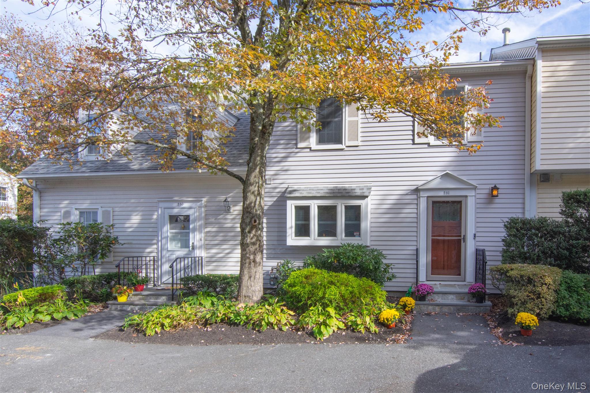 281 Carroll Close, Unit 281 photo 4