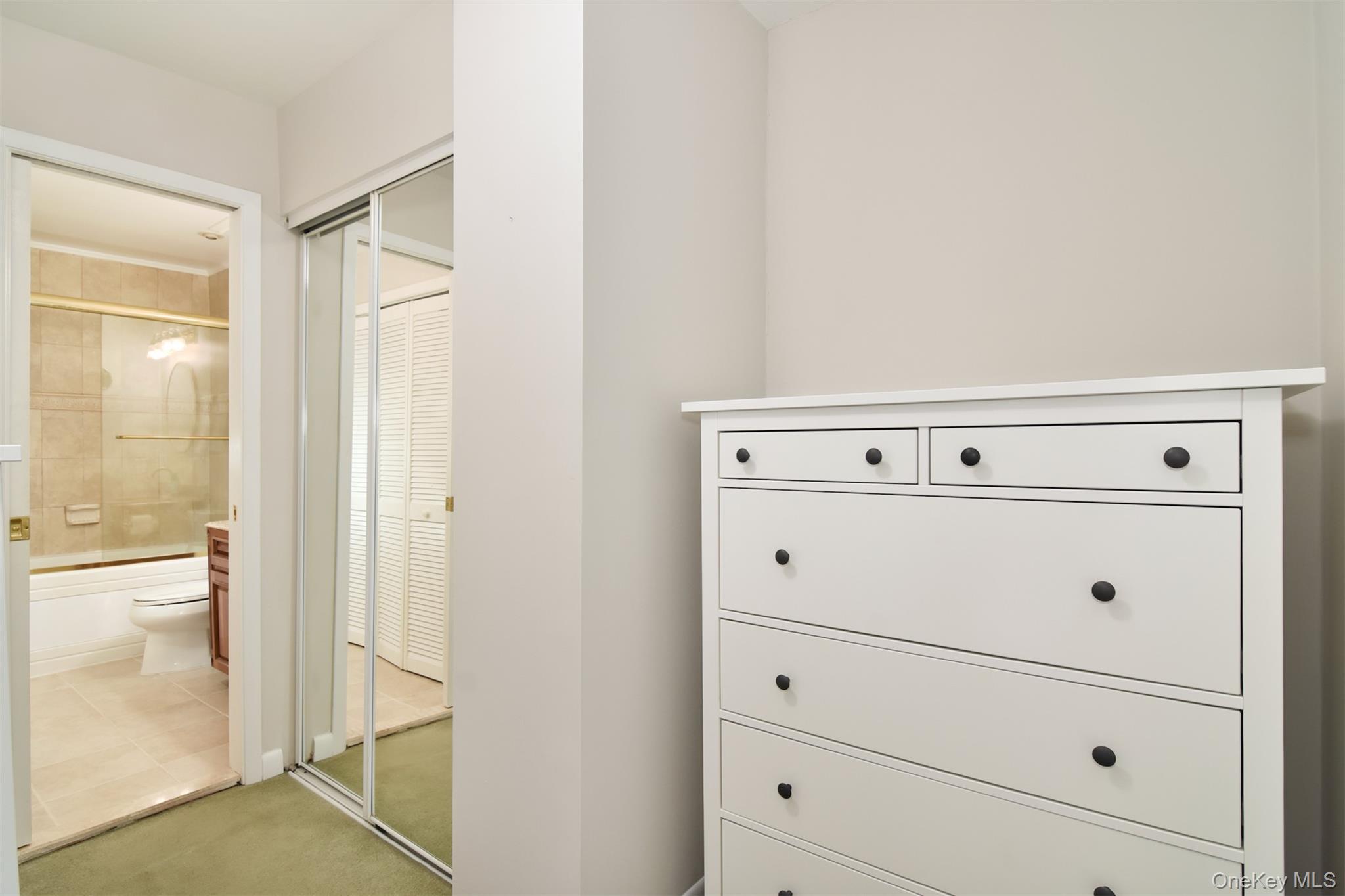 281 Carroll Close, Unit 281 photo 17