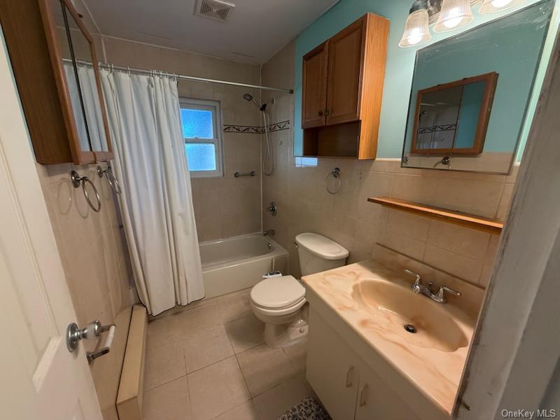 41 E Gate – For Rent photo 6