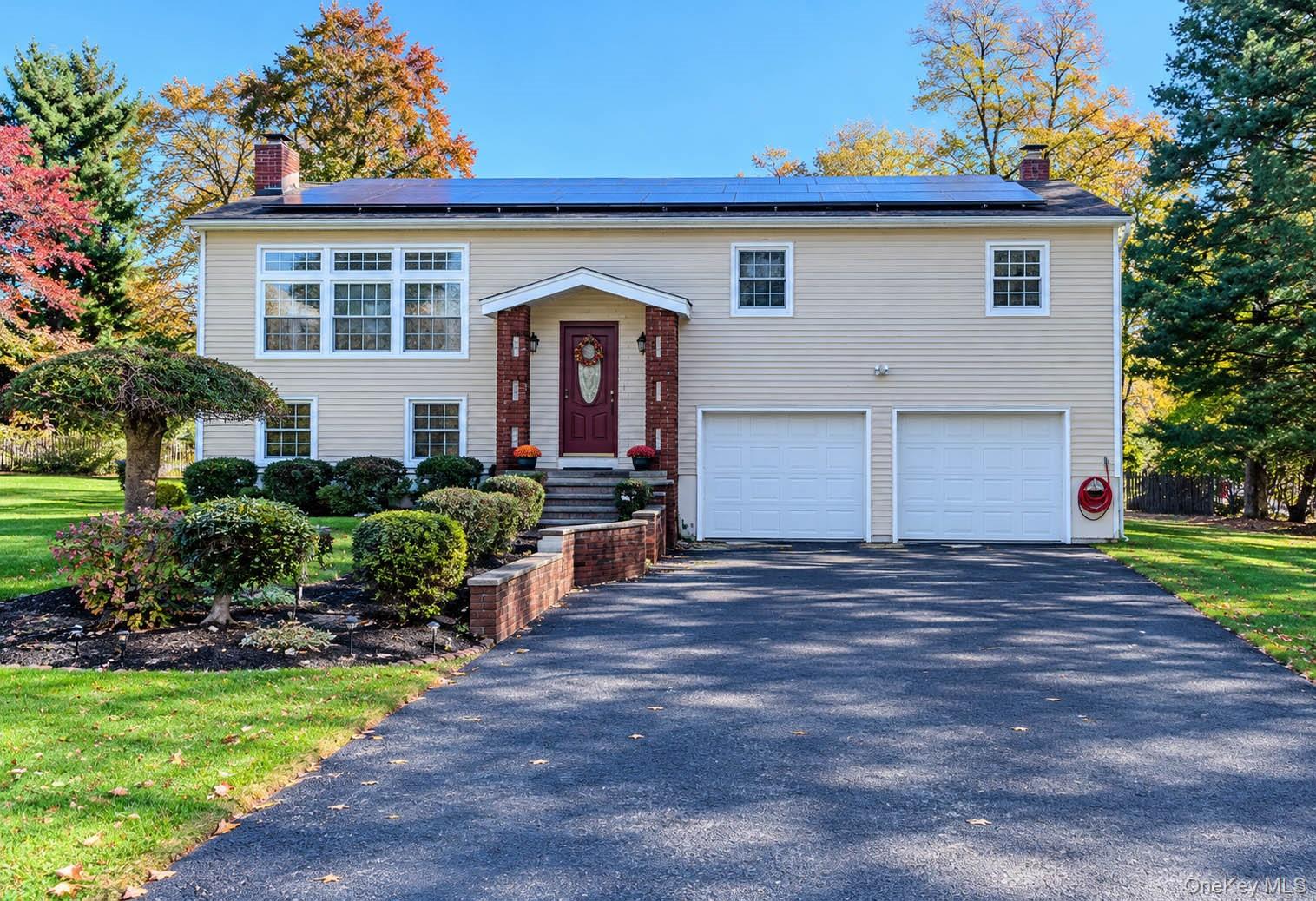 41 Ona Lane – For Sale photo 2