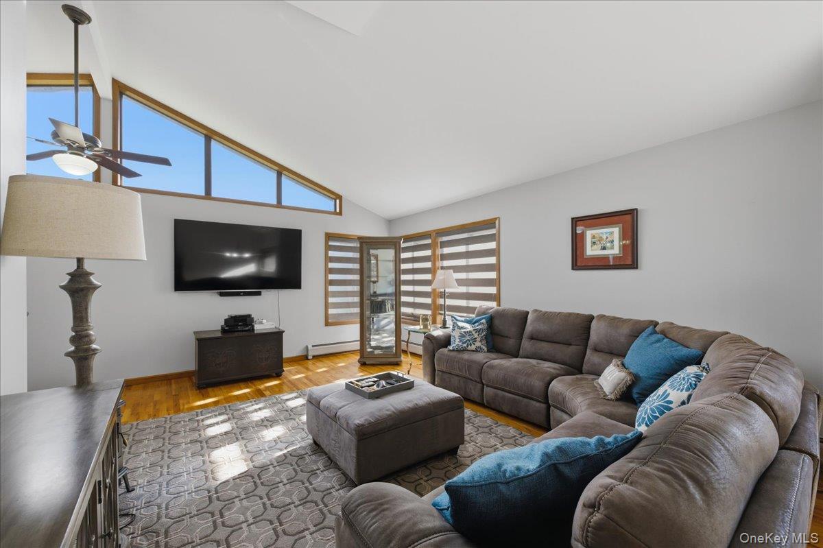28 Peach Street – For Sale photo 8