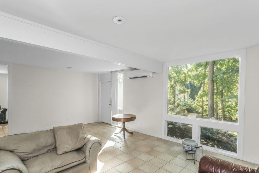 22 The Maples – For Sale photo 9
