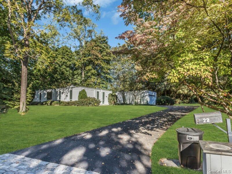 22 The Maples – For Sale photo 4