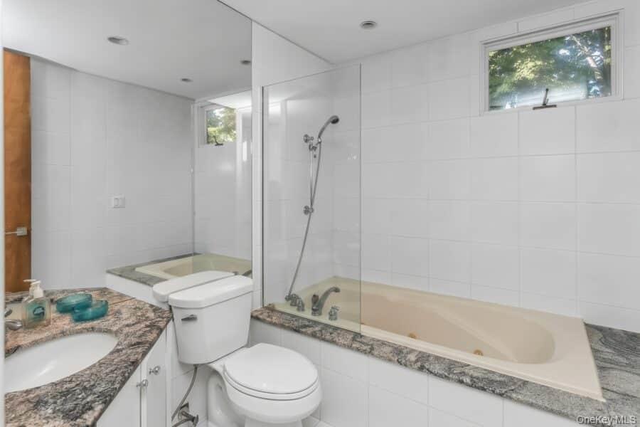 22 The Maples – For Sale photo 13