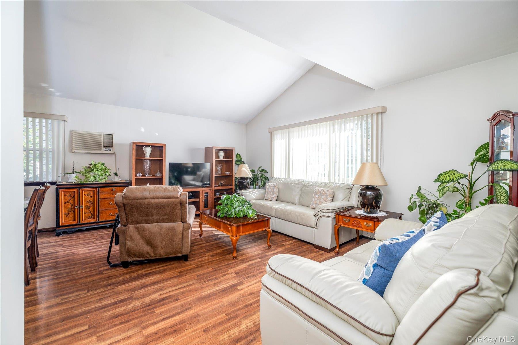 59 Harris Avenue – For Sale photo 2