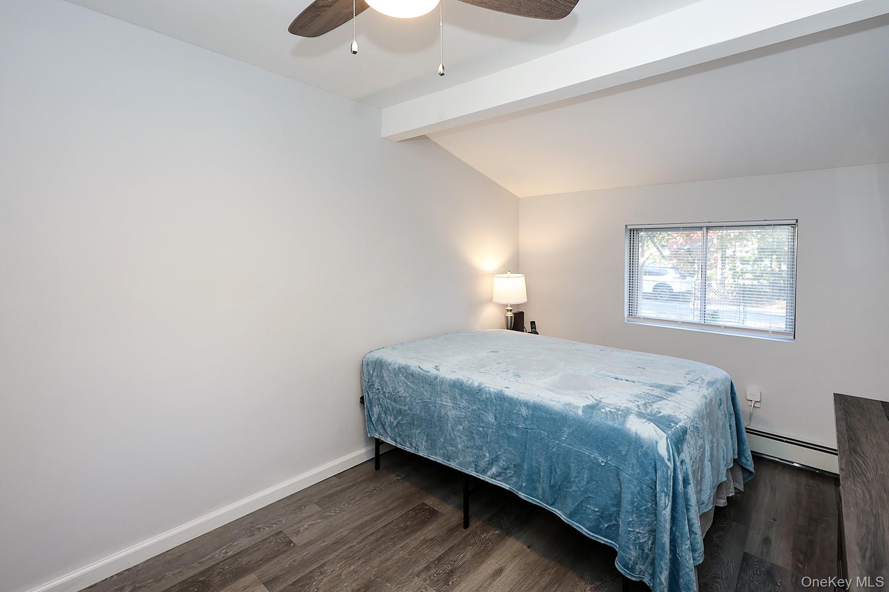 7 Hawthorne Ave – For Sale photo 12