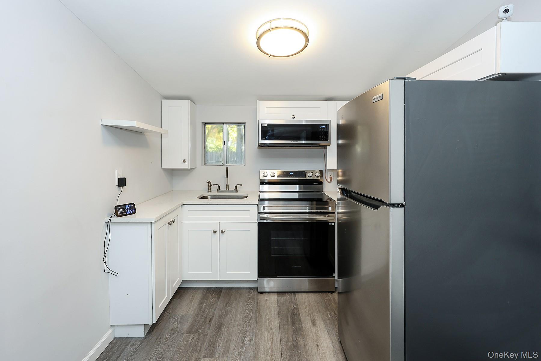 7 Hawthorne Ave – For Sale photo 9