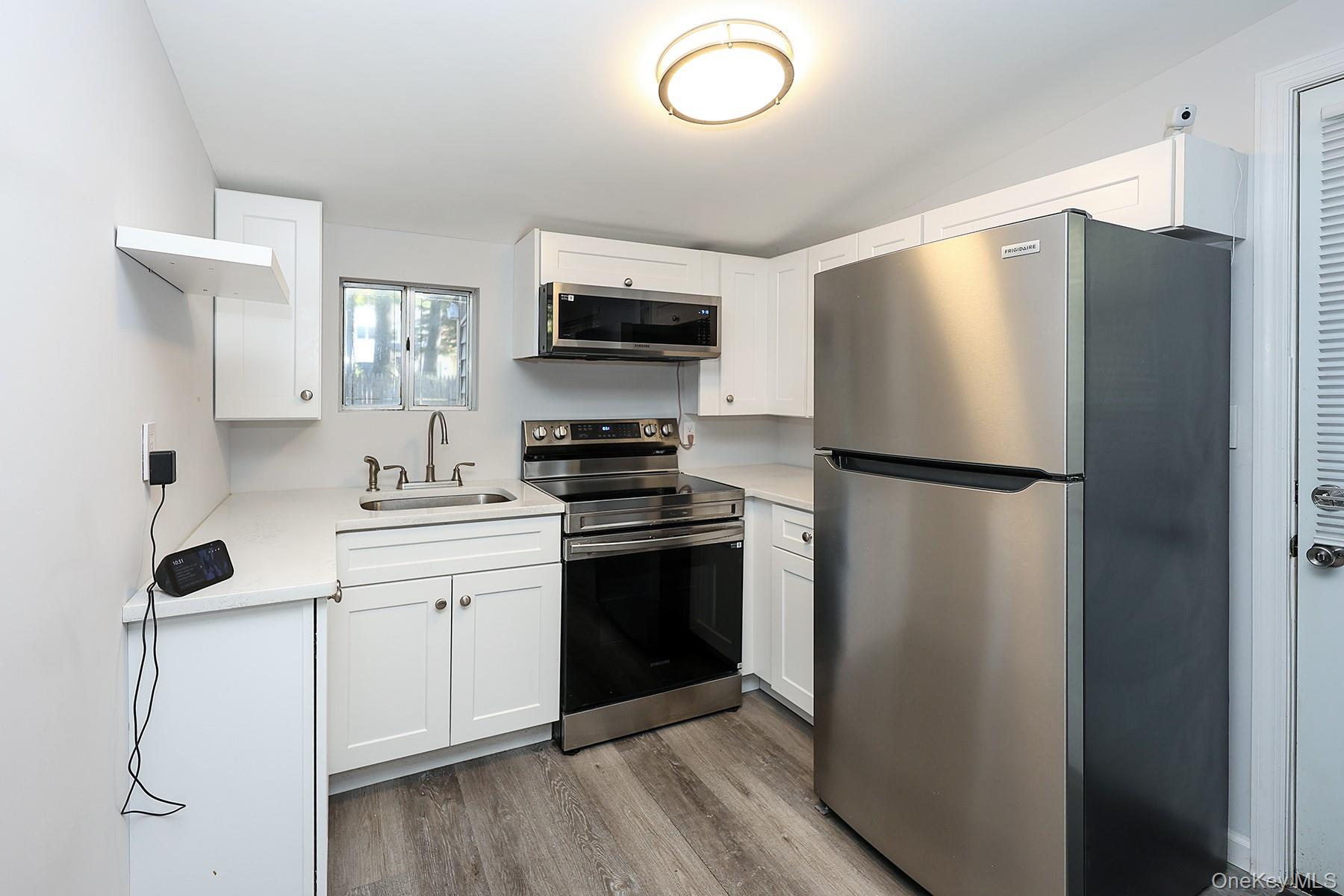 7 Hawthorne Ave – For Sale photo 8