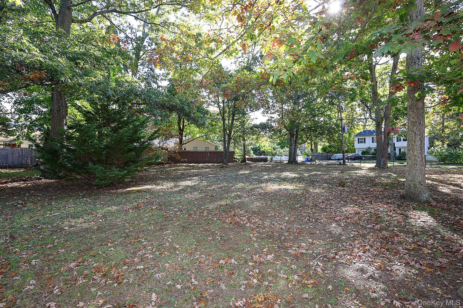 7 Hawthorne Ave – For Sale photo 23
