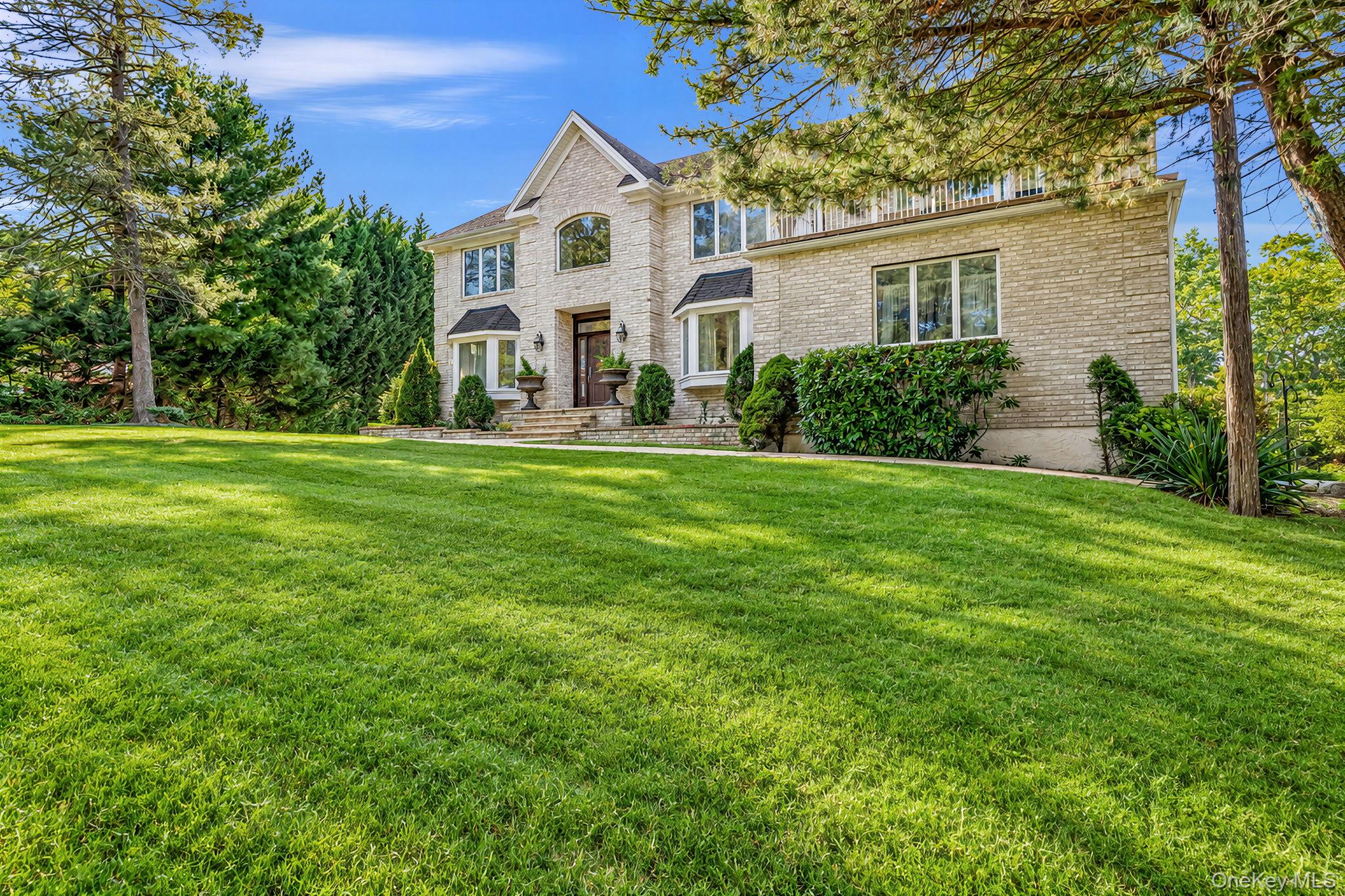 16 Brewster Avenue – For Sale photo 3