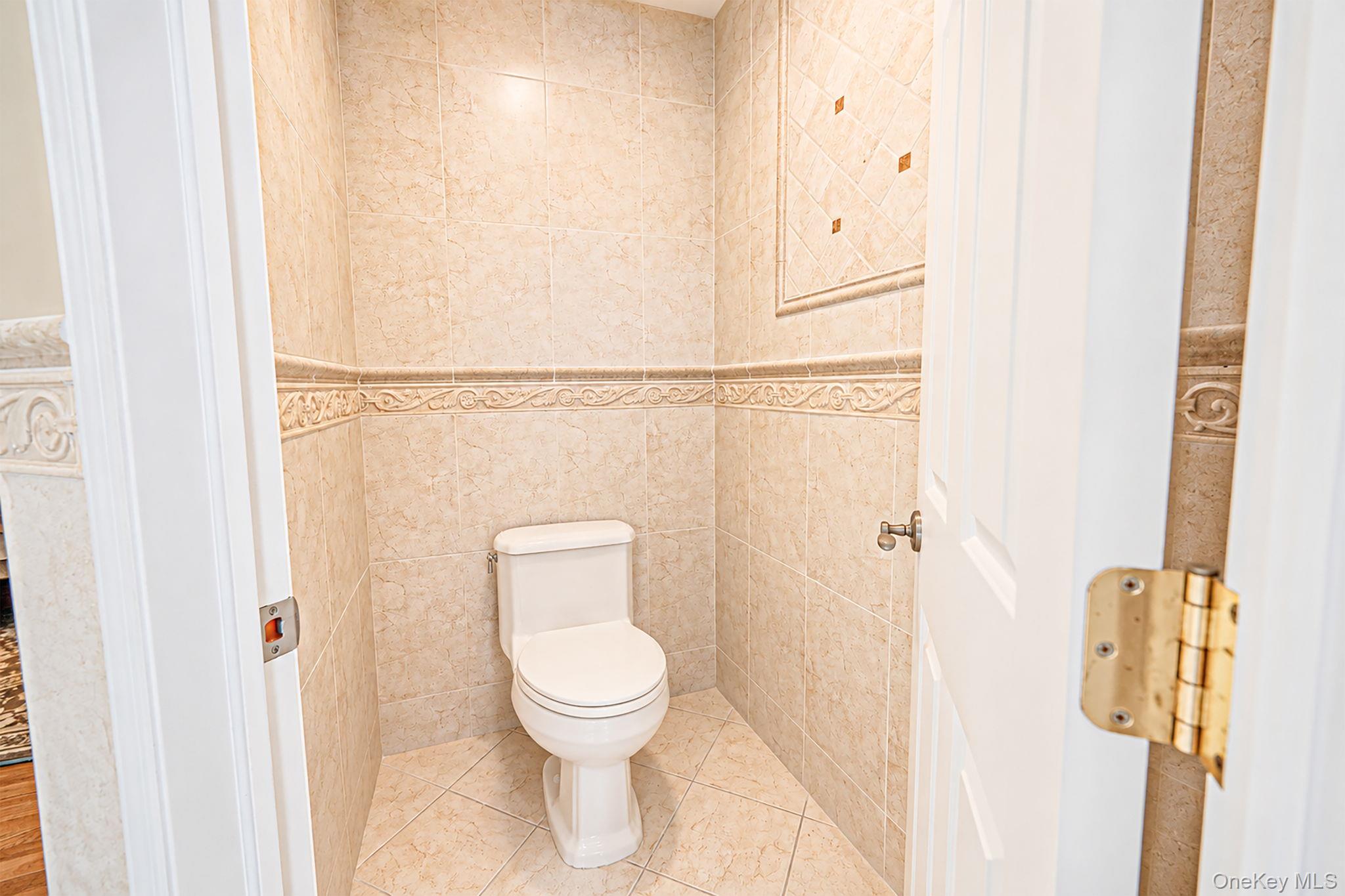16 Brewster Avenue – For Sale photo 31