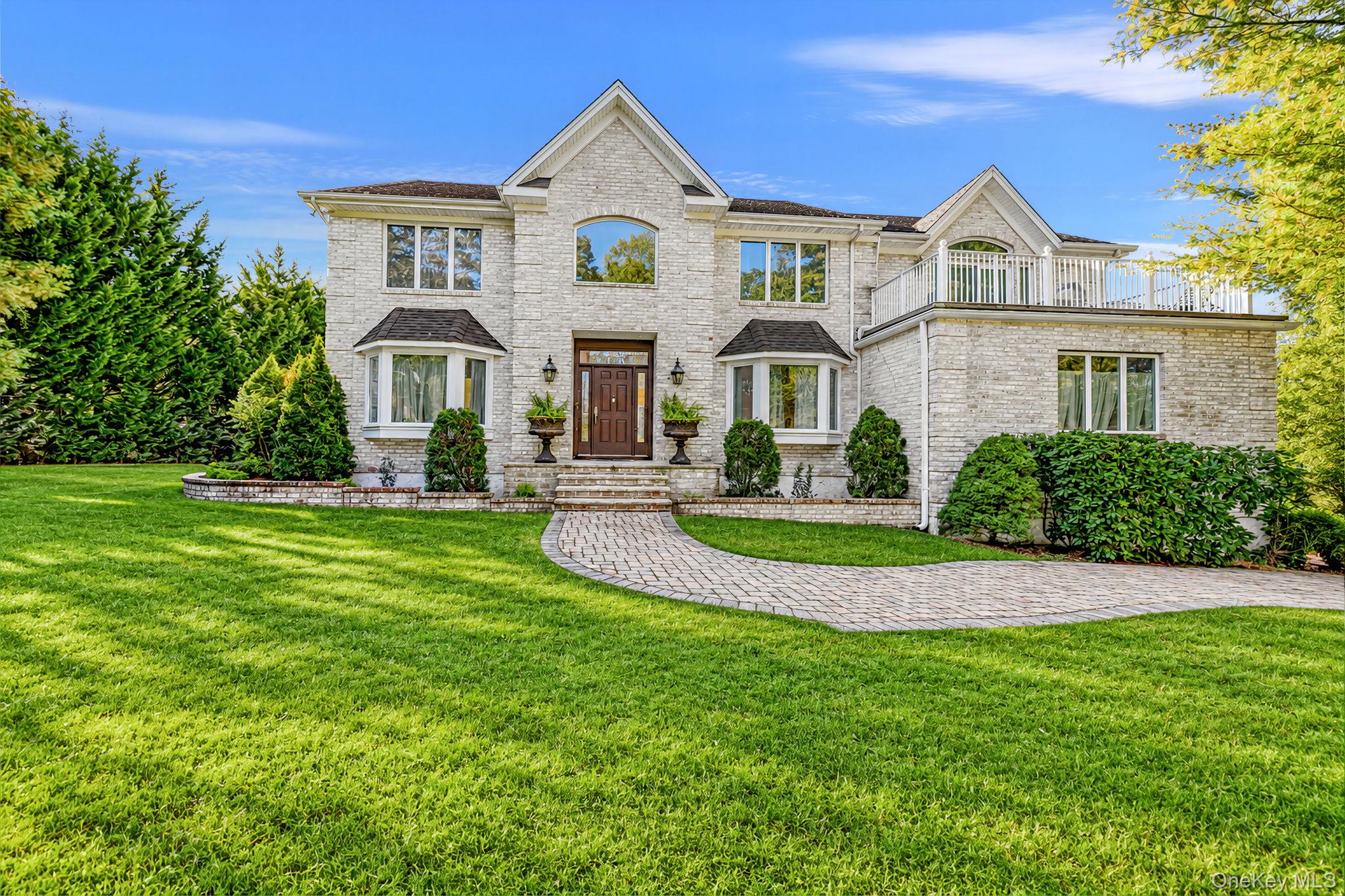 16 Brewster Avenue – For Sale