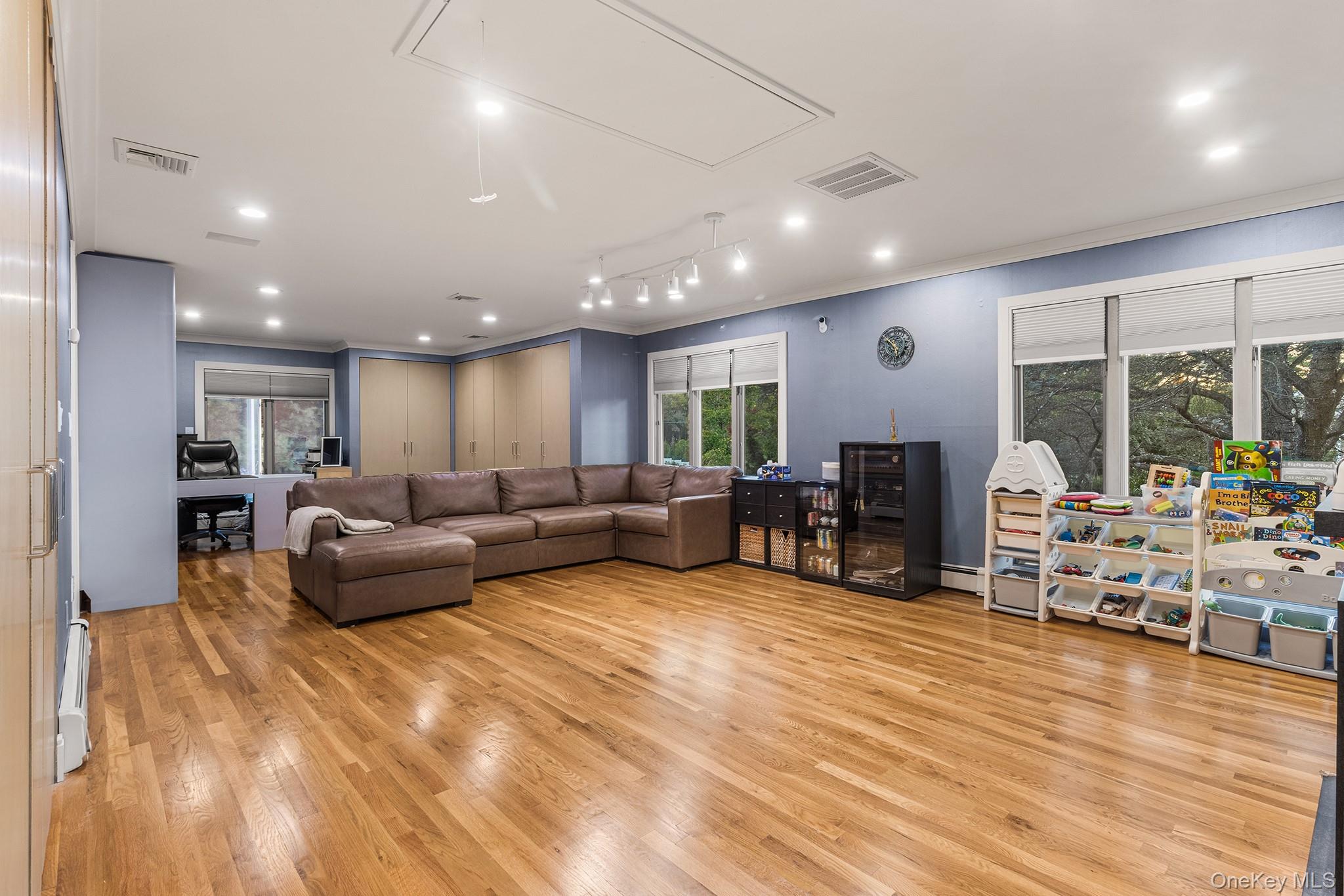 8 Winthrop Drive – For Sale photo 34