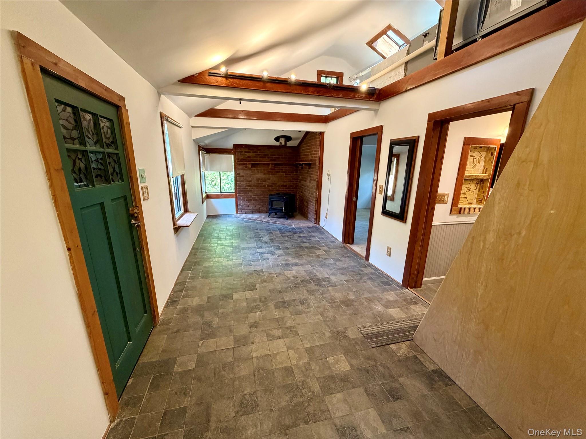 50 Forest Lane – For Rent photo 3